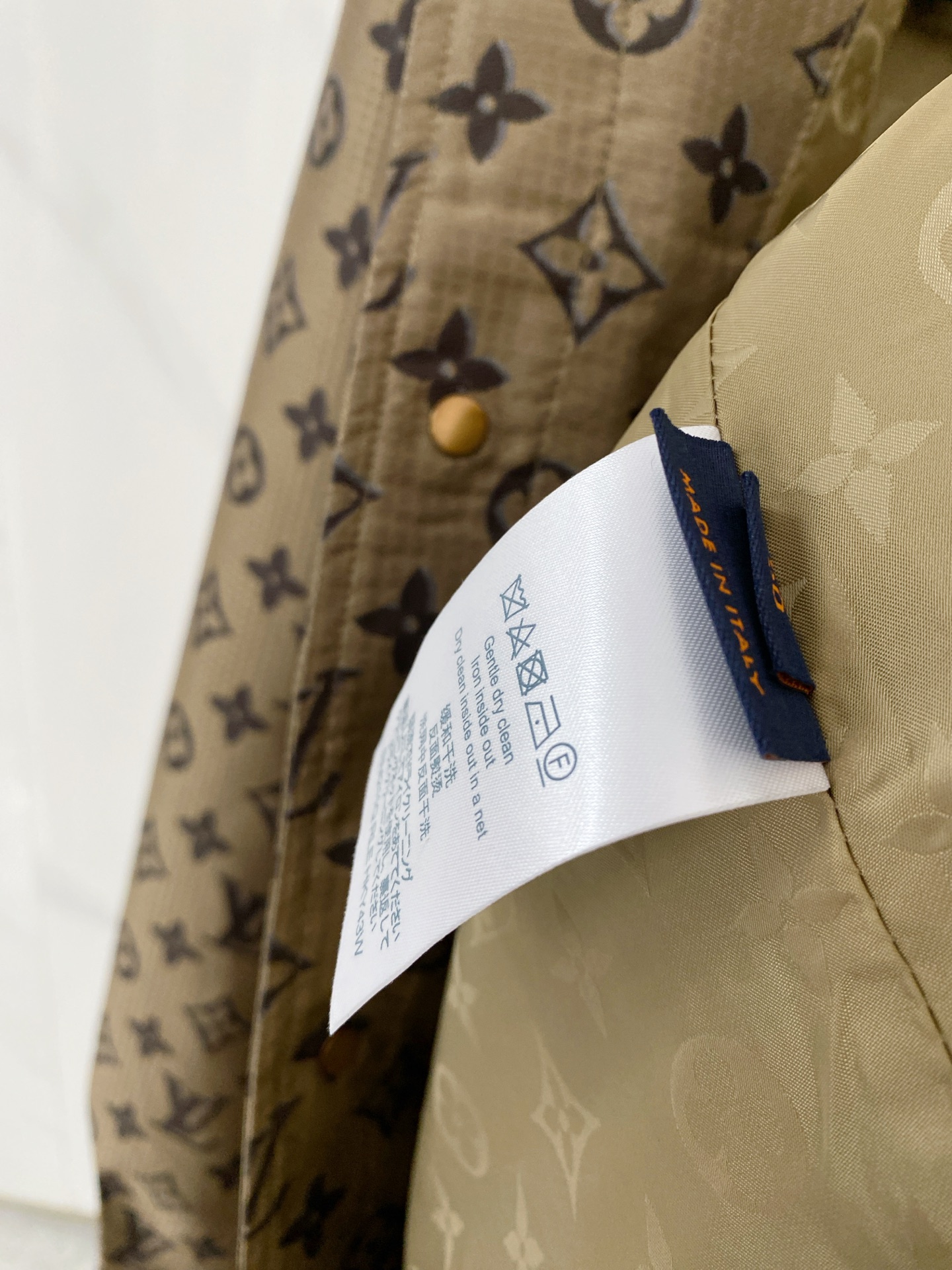 루이비통 (Louis Vuitton) 모노그램 데님 자켓 - 이미지 16