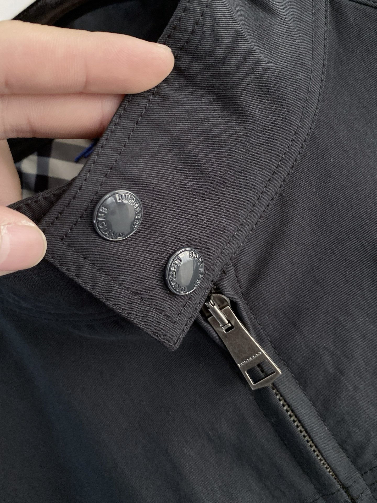 버버리(Burberry) 헤링턴 체크 라이닝 블루종 - 이미지 6