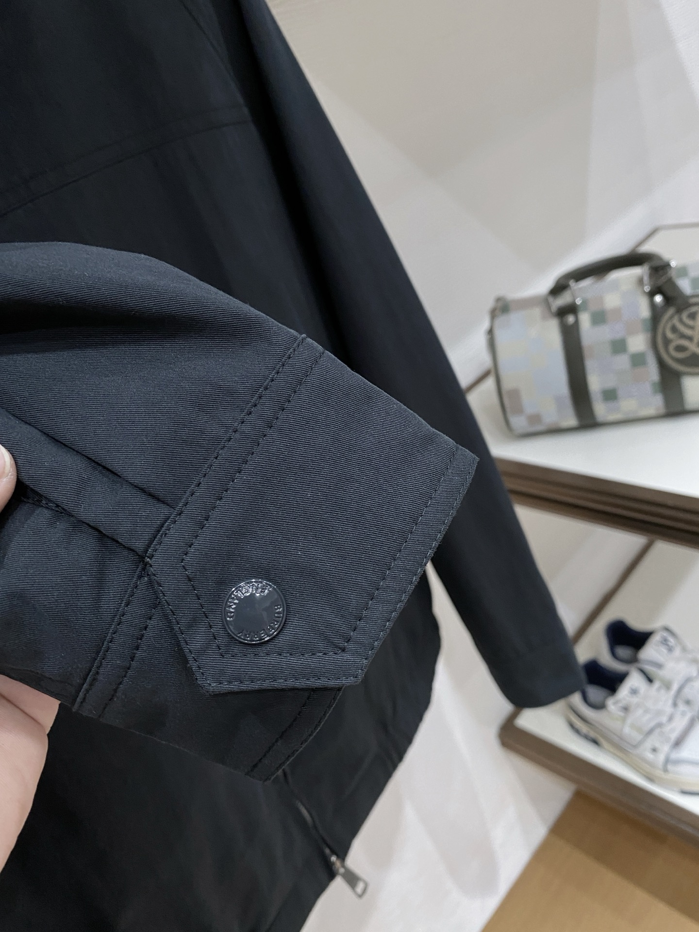 버버리(Burberry) 헤링턴 체크 라이닝 블루종 - 이미지 8