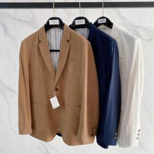 브루넬로 쿠치넬리(Brunello Cucinelli) 톤온톤 로고 자수 린넨 블레이저