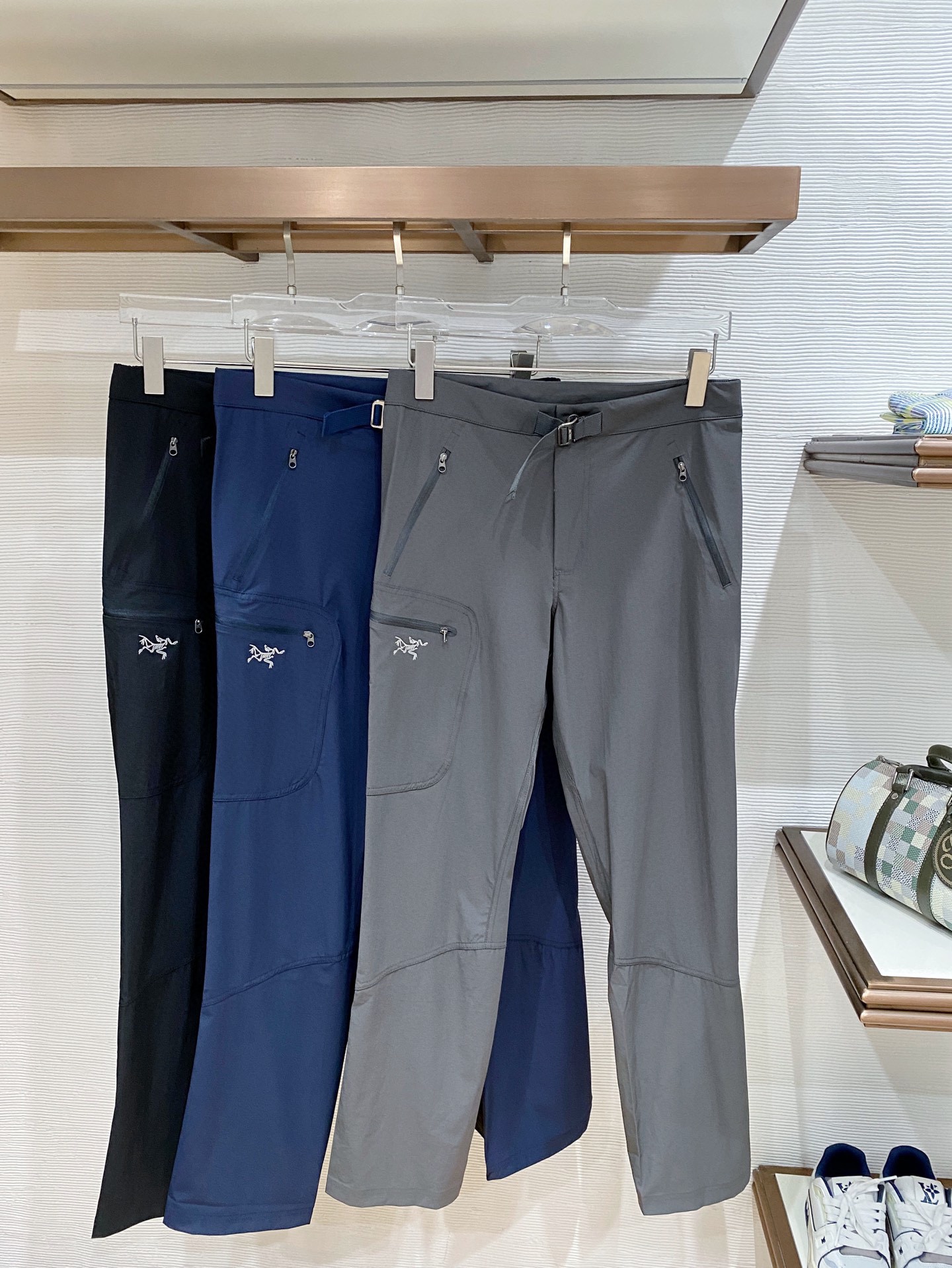 아크테릭스 (Arc'teryx)감마 테크니컬 카고 팬츠 (통합 벨트 포함)