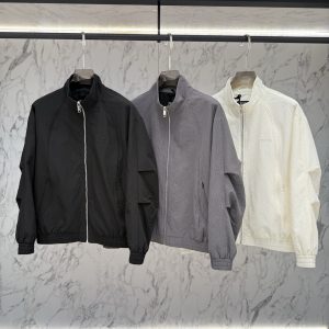 제냐(Zegna) 스타일의 텍스처드 스탠드 칼라 자켓