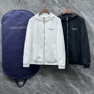 루이비통 (Louis Vuitton)리버시블 로고 후드 윈드브레이커