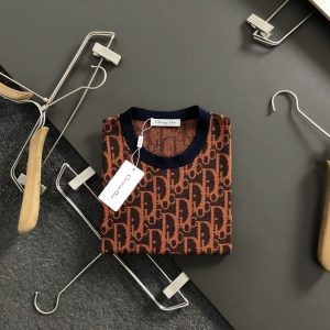 디올(Dior) 오블리크 올오버 자카드 반팔 니트