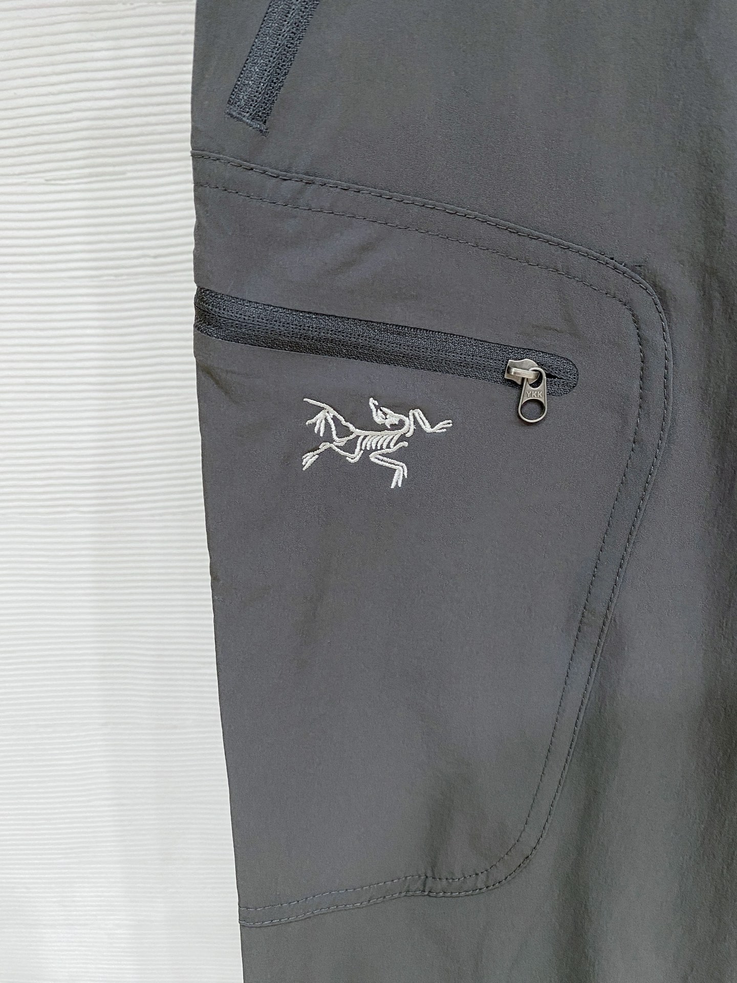 아크테릭스 (Arc'teryx)감마 테크니컬 카고 팬츠 (통합 벨트 포함) - 이미지 14