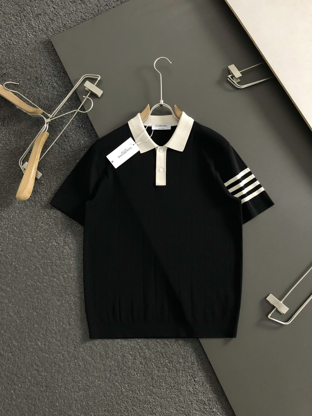 브라운(Thom Browne) 4-바 스트라이프 배색 폴로 셔츠 - 이미지 2