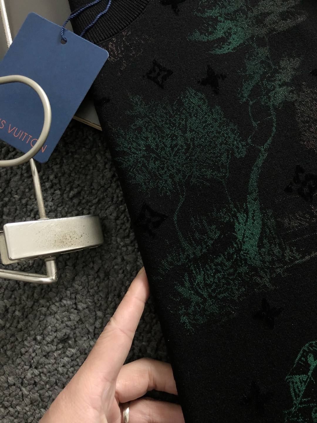 루이비통(Louis Vuitton) 랜드스케이프 모노그램 반팔 티셔츠 - 이미지 3