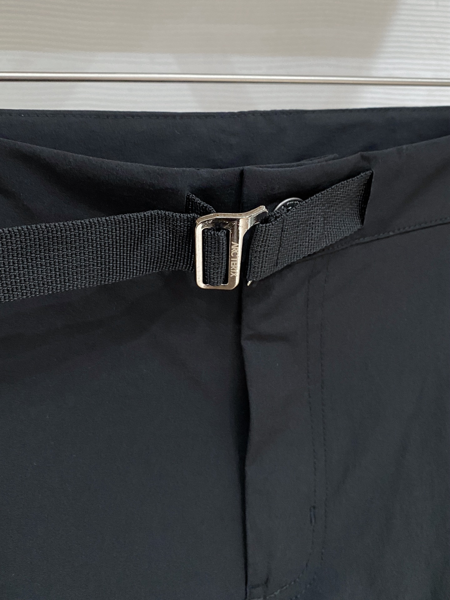 아크테릭스 (Arc'teryx)감마 테크니컬 카고 팬츠 (통합 벨트 포함) - 이미지 5