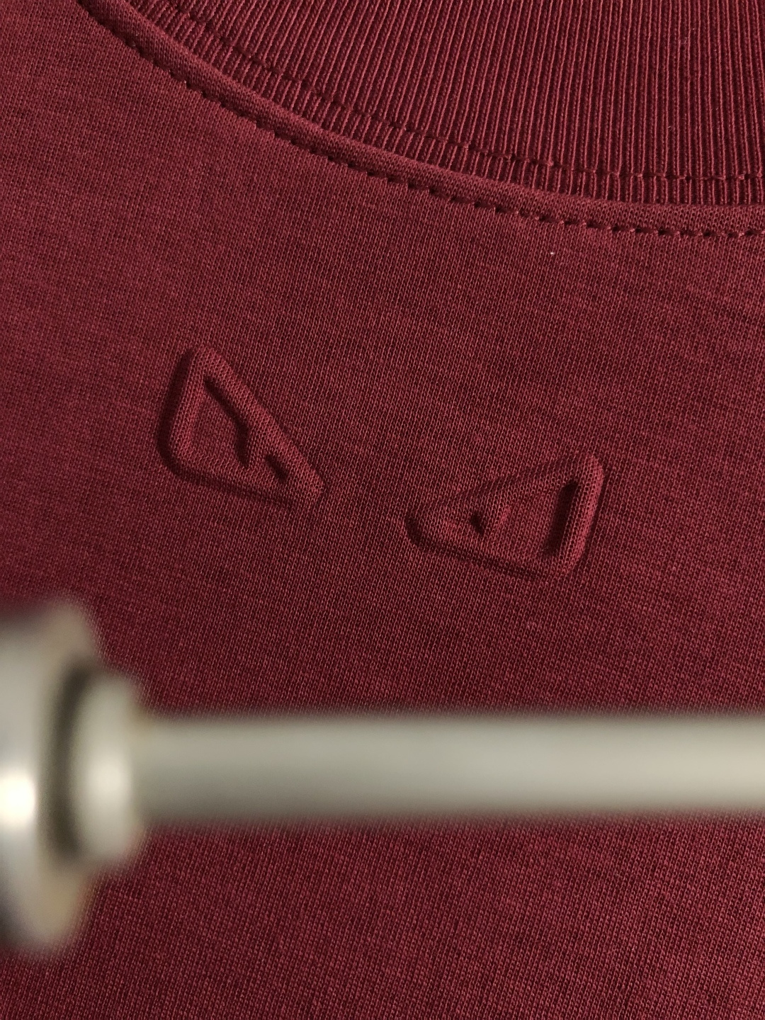 펜디(Fendi) 사이드 로고 테이프 반팔 티셔츠 - 이미지 5