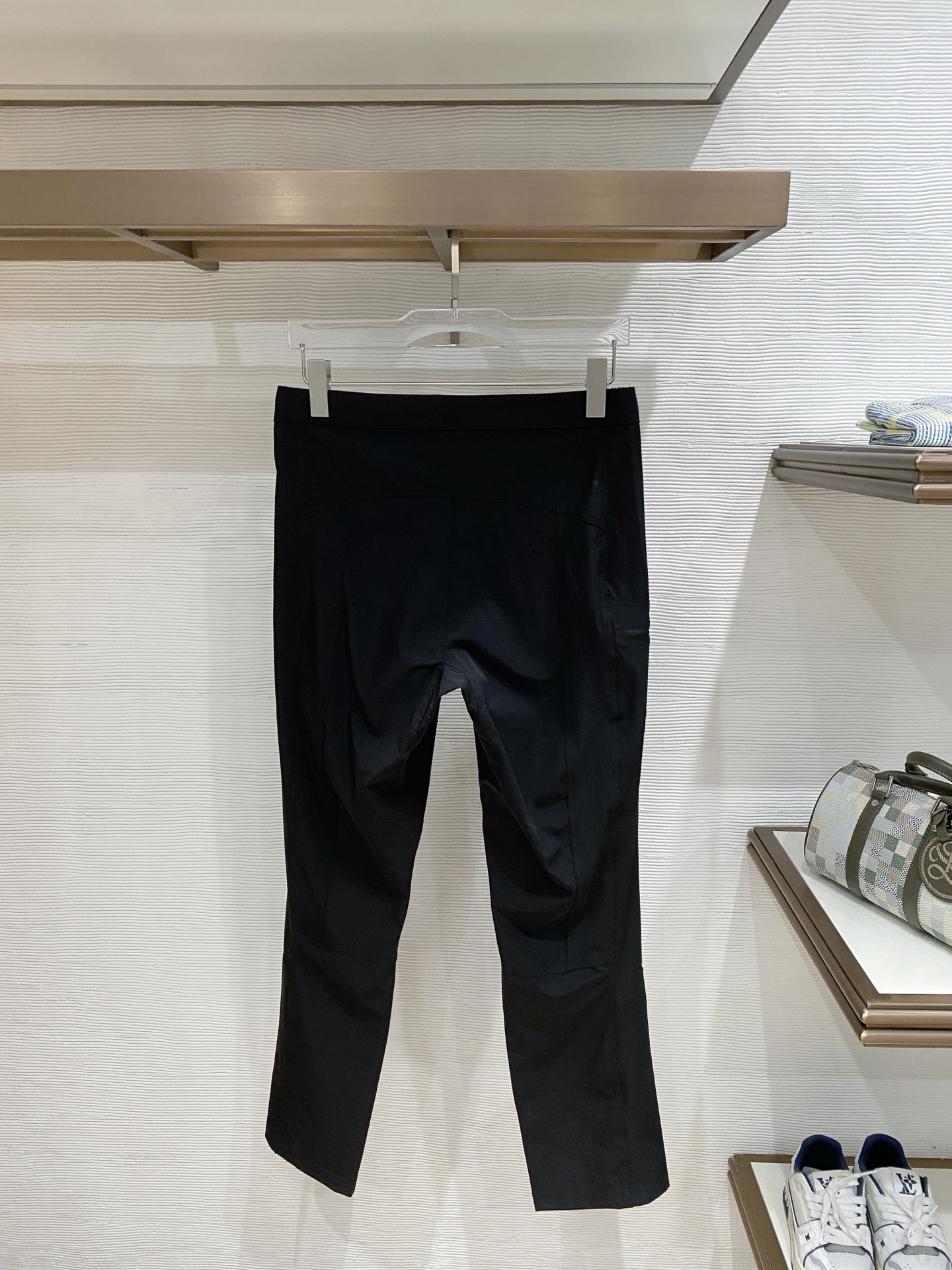 아크테릭스 (Arc'teryx)감마 테크니컬 카고 팬츠 (통합 벨트 포함) - 이미지 6