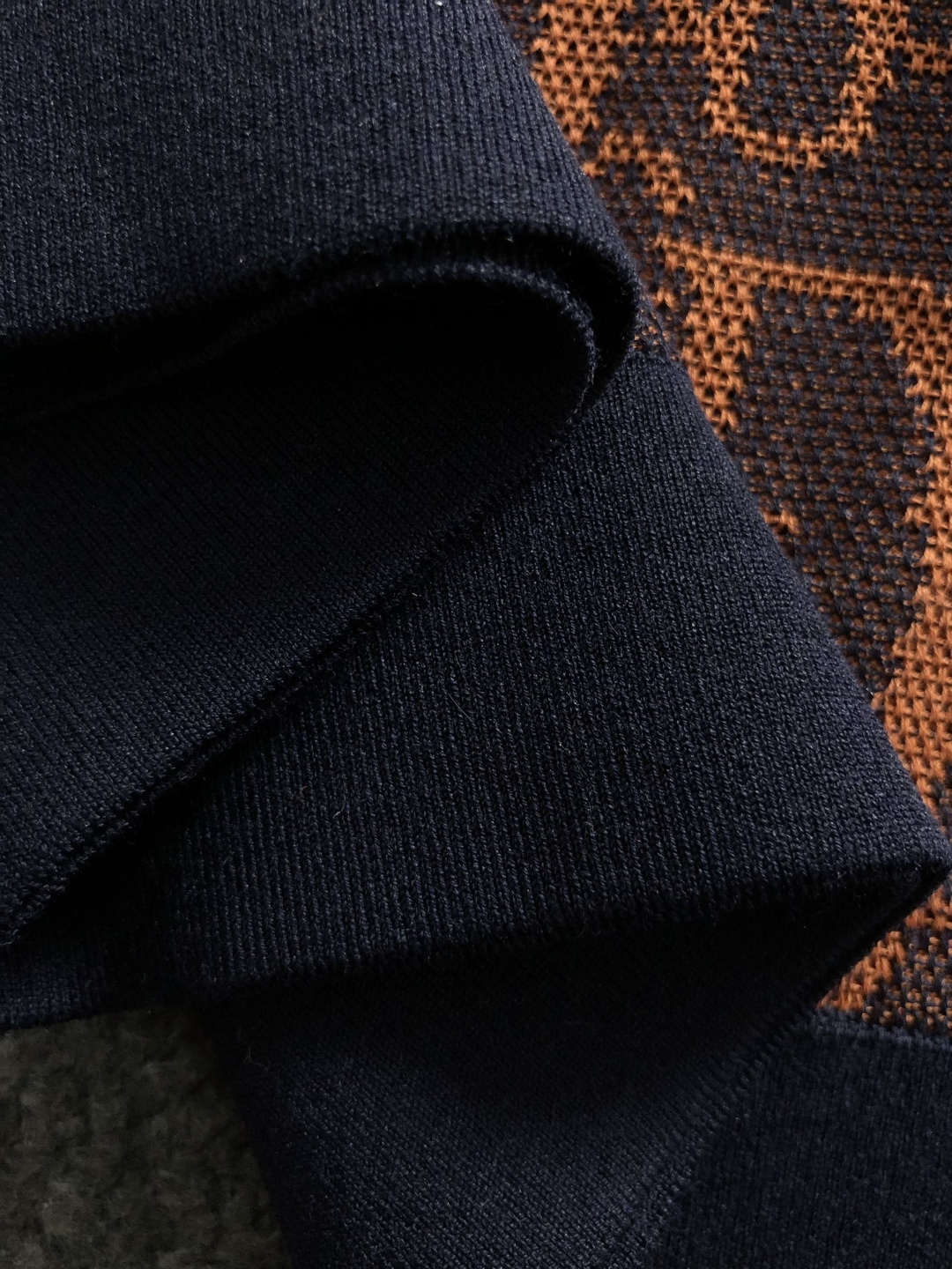 디올(Dior) 오블리크 올오버 자카드 반팔 니트 - 이미지 4