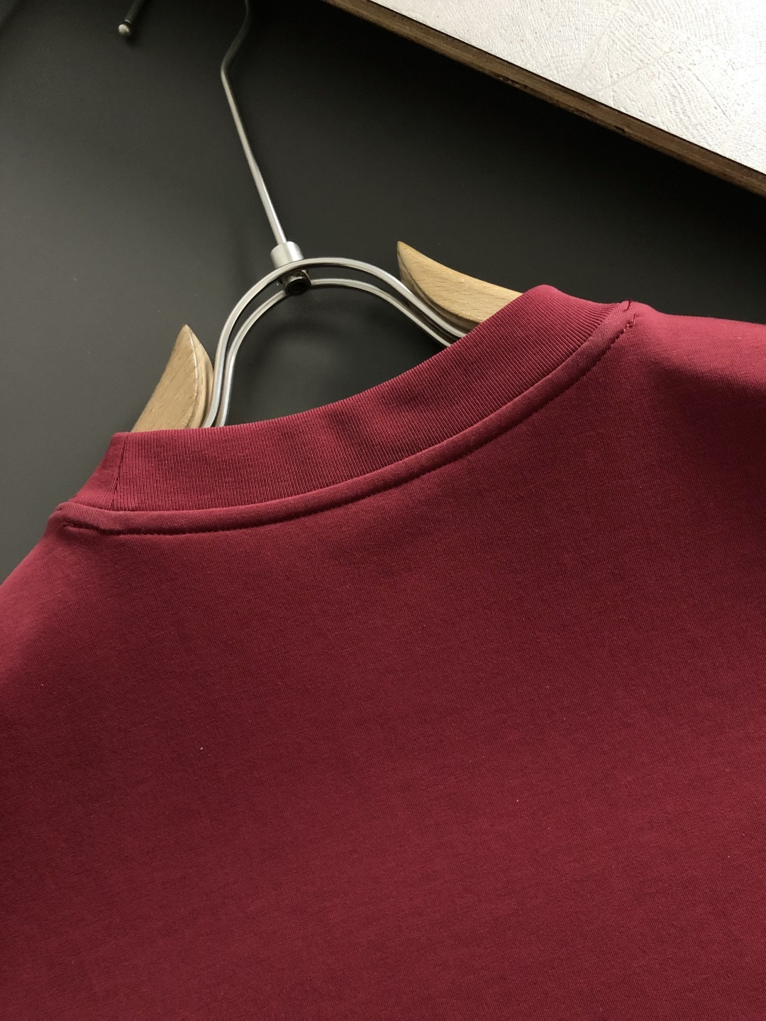 펜디(Fendi) 사이드 로고 테이프 반팔 티셔츠 - 이미지 8