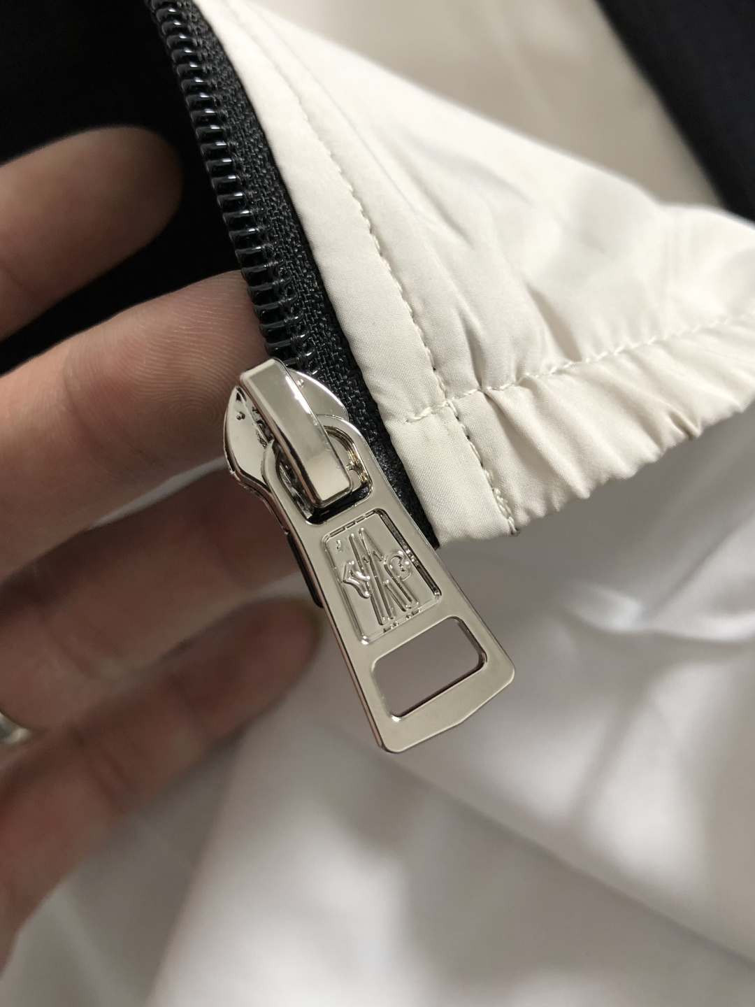 몽클레르(Moncler) 배색 윈드브레이커 바람막이 - 이미지 8